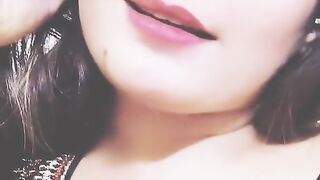 Zoii  Hashmi official