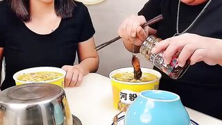 Funny Chanise Eating Food