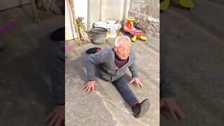 Ce vieux est le maitre de Bruce lee