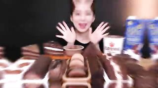 Chocolate_dessert????[Choco_cake,_brownie,_macaron,_icecream]_Mukbang