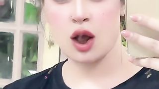 Hot girl ????????