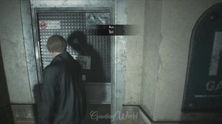 Resident Evil 2 Remake: Leon Enter in the Shop and found the key of Car