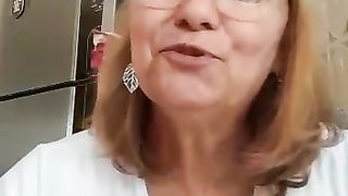 Ajuda a pele a rejulhecer, os cabelos crescerem e as unhas alongarem em 30 dias