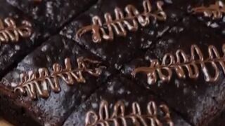 Easy brownie recipe ( subscribe please )