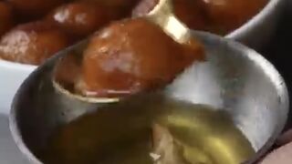 Ghulab jamun recipe ( subscribe please )