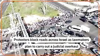 Protesters blocked main roads  across #Israel over a judicial overhaul