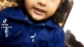 Zoha is try to study????????