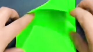 DIY Paper Frogs