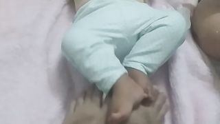 feet fight