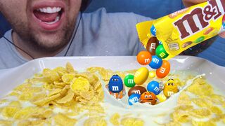 ASMR ULTRA CRISPY CORN FLAKES WITH MILK + M&M's | No Talking