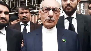 Talking to the media after the release of General Amjad Shoaib