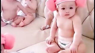 #babies #viral #sweet#baby #funny #playing