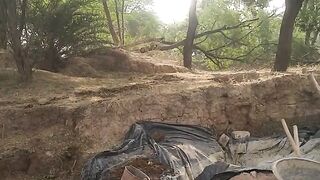 ईट बना रहे हैं