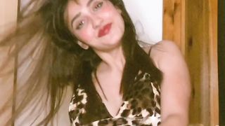 Desi girls dancing viral