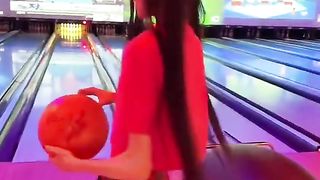 Eugenia Cooney bowling????ticktock short