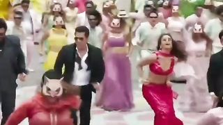 Pooja Hegde Hot Look kisi ka bhai kisi ki jaan movie songs scene????????????