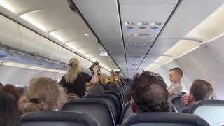 Video: Cabin Fire Forces Spirit Flight to Make Emergency Landing in Florida