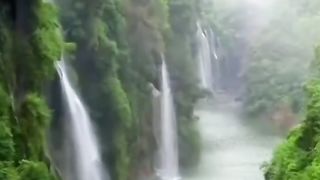 Koi Tu Hai Jo Nizam E Hasti Chla Rha Hai
