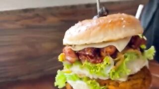 Scooby-Doo's burger ????