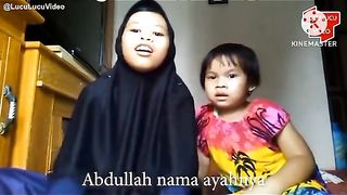 Ekspresi lucu dua bocil
