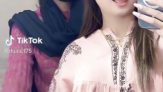Tari Dosti say mila hain mujy