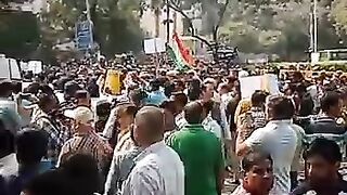 India m delhi ki aam aaddmi party k siksha mantri manish sisodiya ki girftari pe bawaal