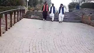 Beautiful music ????????and enjoy the trip with friends
