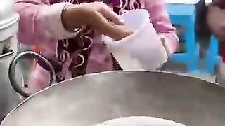 Anandi Aunty ka Famous Zunka Bhakar