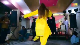 Saraiki khubsurat song pe dance