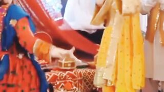Afghanistani Girl Party Dance /Afgani girl video