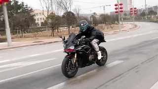 Motorcycle Racing