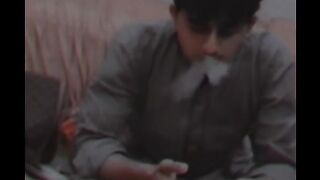 اُس کو فرصت ہی نہیں وقت نکالے محسن ۔ اَیسے ہوتے ہیں بھلا، چاہنے والے محسن