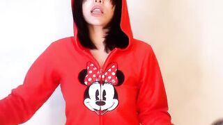 Maira Khan Flaunts Her New Hair in Groovy Transition Video