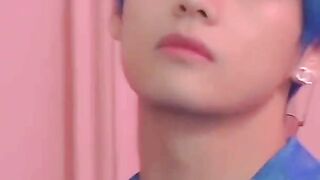BTS V Taehyung Amplifier Hot Whatsapp status bts shorts #taehyung #status #bts