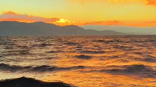 I want to watch the sunset with my favorite people on the beach