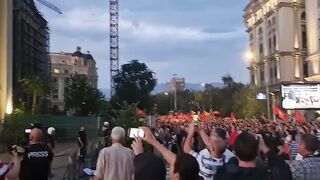 Османи Ги осети првите јајца