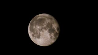 Panasonic Lumix DMC-TZ80. Night video test.