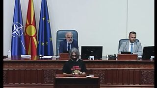 Жестоко видео во собрание