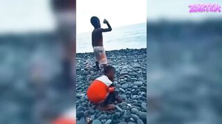 Si tu rigoles 0,001 fois tu recommences