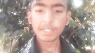 Phool kiu gir jaty hai