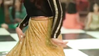Zara Noor Abbas Dance