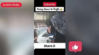 Dance meri Rani funny dance in traffic