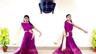 Radha_song_-_Dance_Choreography_-_Student_of_The_Year_-_Alia_Bhatt,_Varun_Dhawan,_Sidharth_Malhotra
