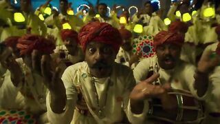 Param_Sundari_-_Full_Song_Video_Mimi_Kriti%2C_Pankaj_T.%40A._R._Rahman_Shreya_Amitabh(720p).
