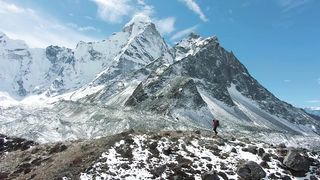 Himalayas In 4K - The Roof Of The World | Mount Everest | Scenic Relaxation Film