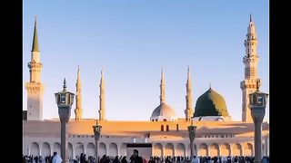 Main_madine_chala_naat_by_owais_qadri.