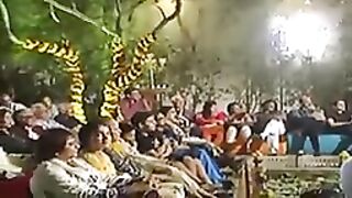 Ni Mein Kamli Aan _ Hadiqa Kiani _ Live in Concert _ Virsa Heritage Revived _ Of_144p