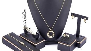 Gold pendant necklace design 2023
