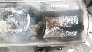 Car headlight restoration kit , how to clean foggy headlights , restoration car light