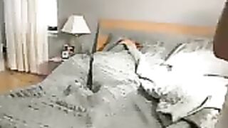 Прикол над девушкой